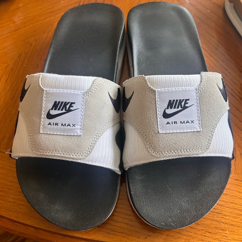 Men’s Nike AirMax slides. Size 11. Worn once. Almost brand new.